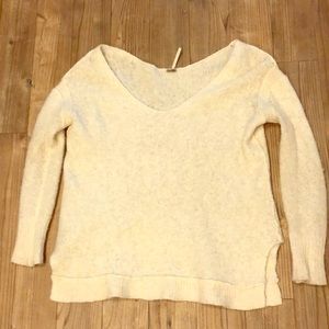 Free People XS cream oversized alpaca sweater